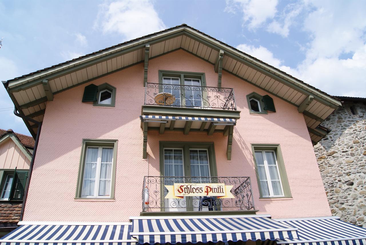 Hotel Schlosspintli Шпиц Екстериор снимка